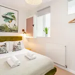 דירה The Burrow - 2 Bedroom In *