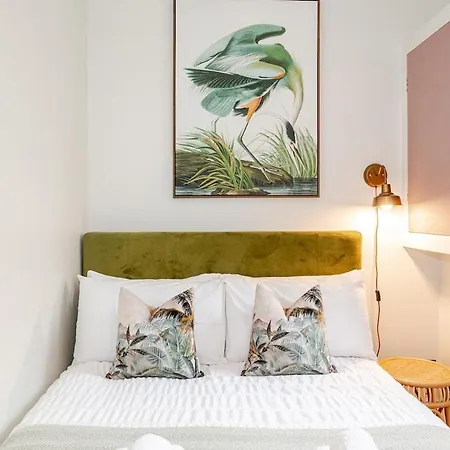 The Burrow - 2 Bedroom In * Windermere