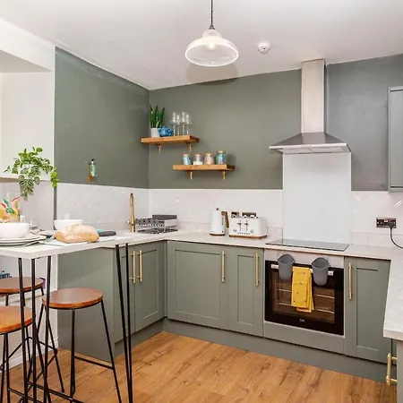 The Burrow - 2 Bedroom In *