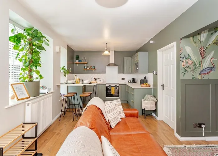 Apartment The Burrow - 2 Bedroom In